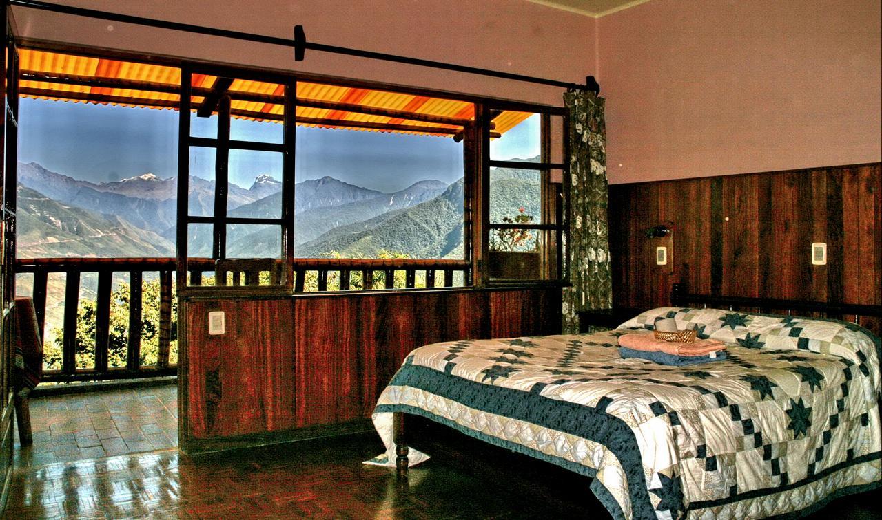 Esmeralda 2* Coroico
