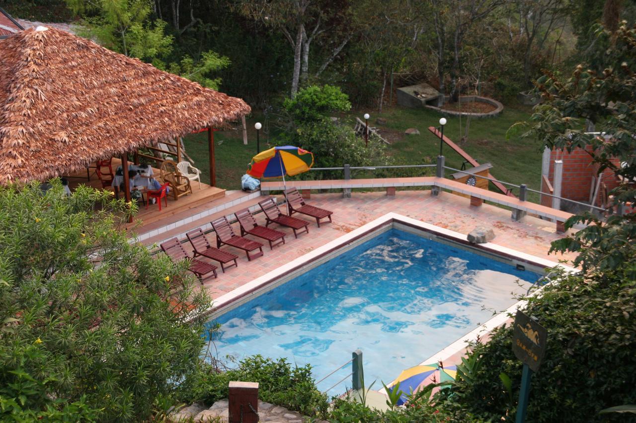Esmeralda 2* Coroico