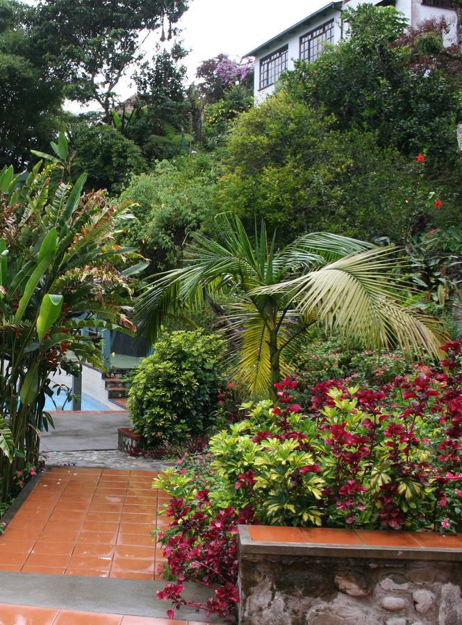 Hotel Esmeralda 2*